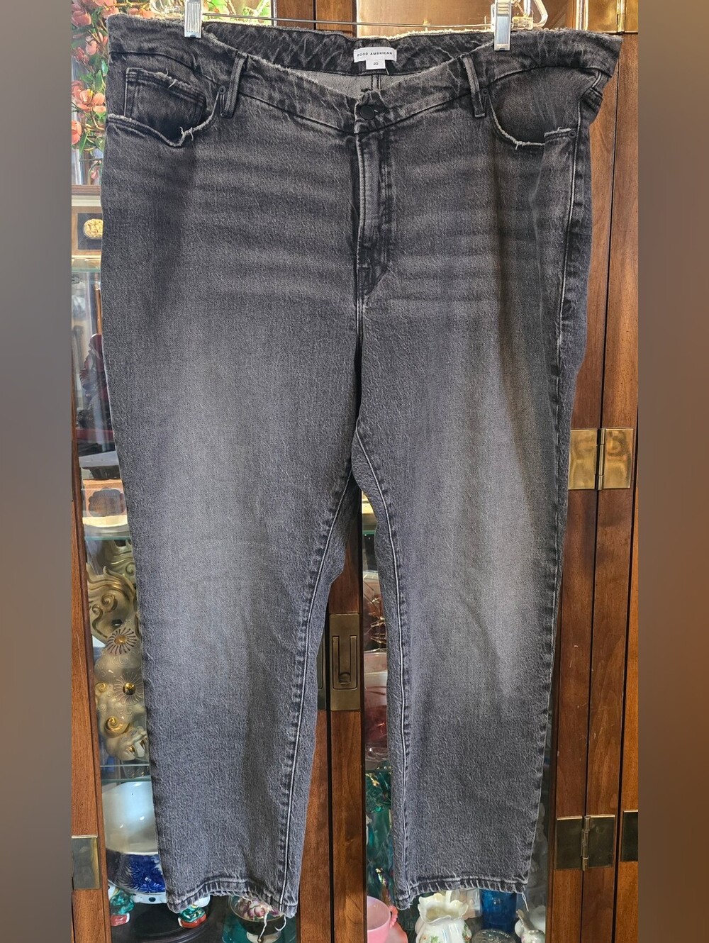 Good American Good Legs Crop Jeans Faded Grey Wash